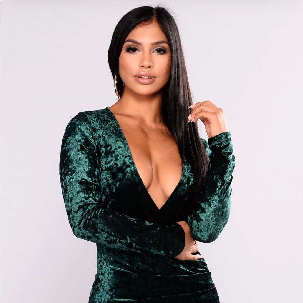 Never worn Velvet Fashionova dress